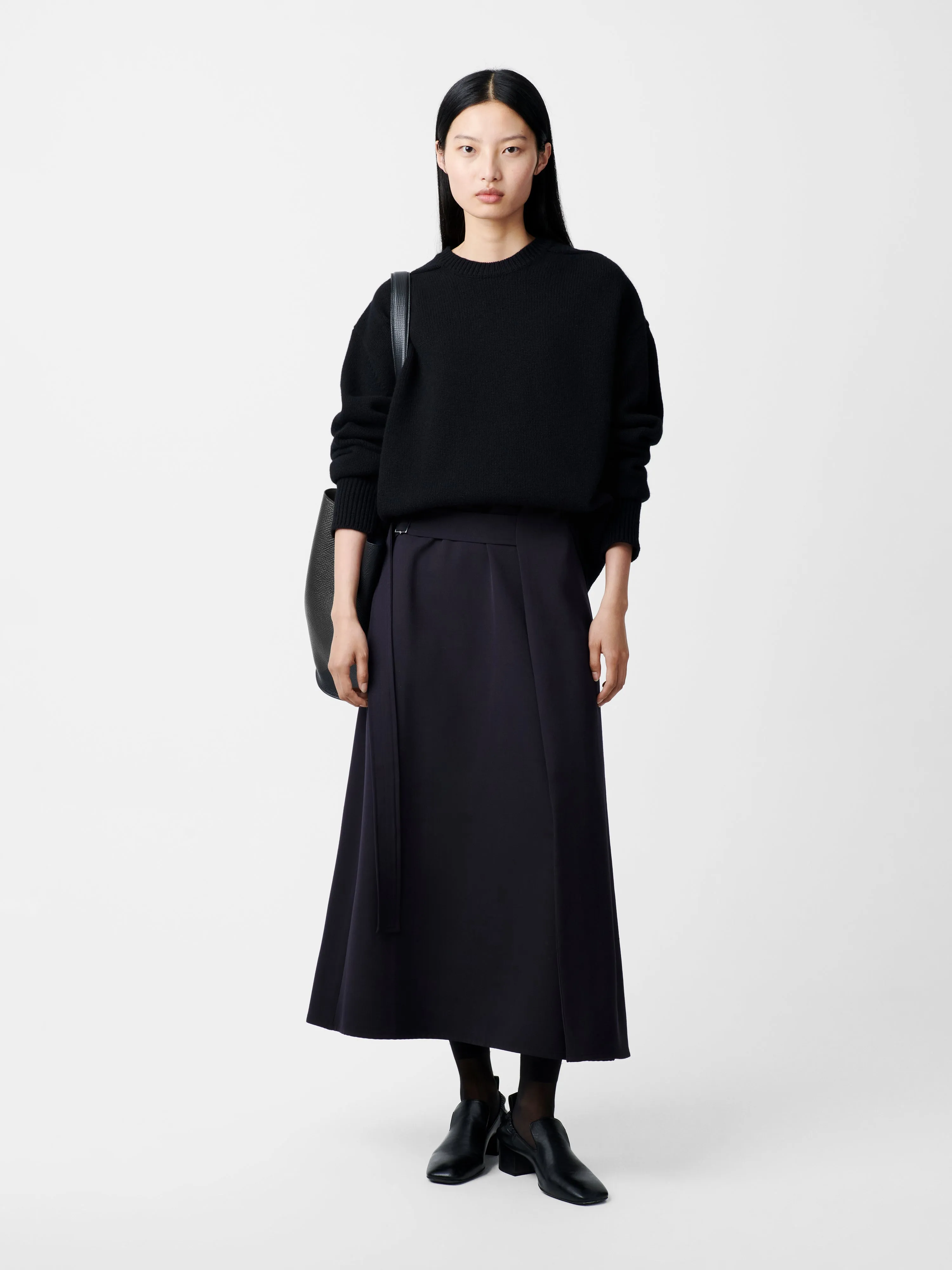 Bassi Skirt in Darkest Navy